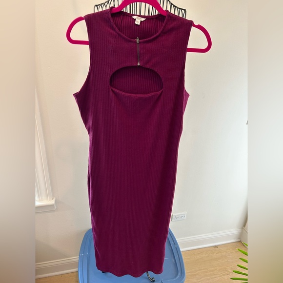 Guess- XL - Purple - Dress - Picture 2 of 7